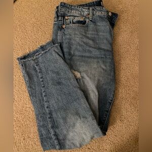 GAP Women's Ripped Universal Slim Boyfriend Medium Wash Jeans